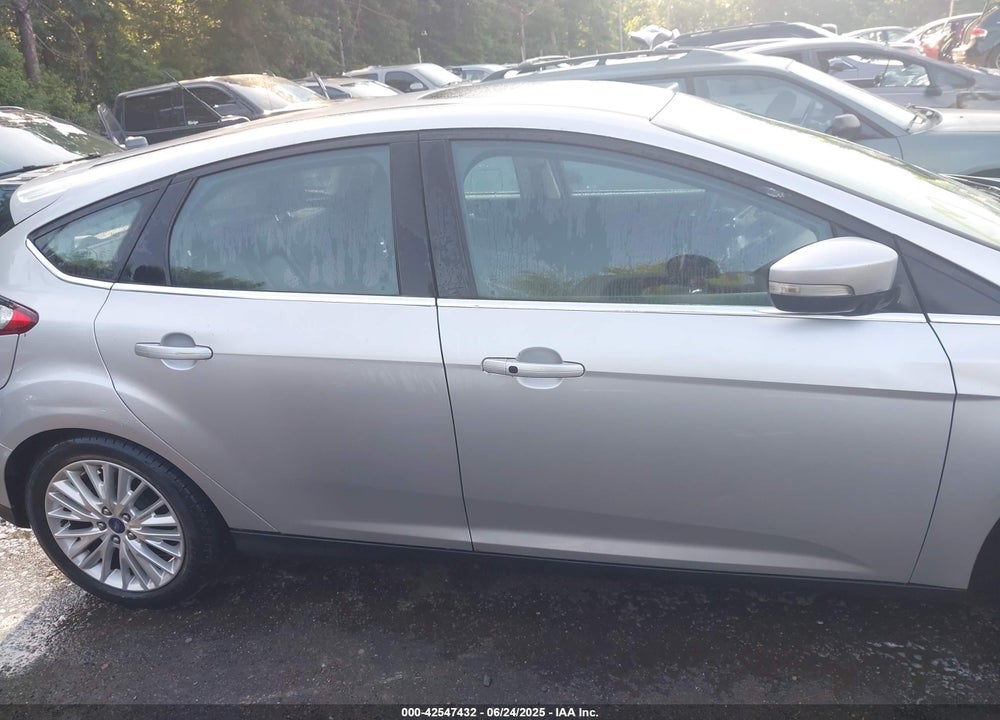 2016 FORD FOCUS VIN: 1FADP3N25GL250227