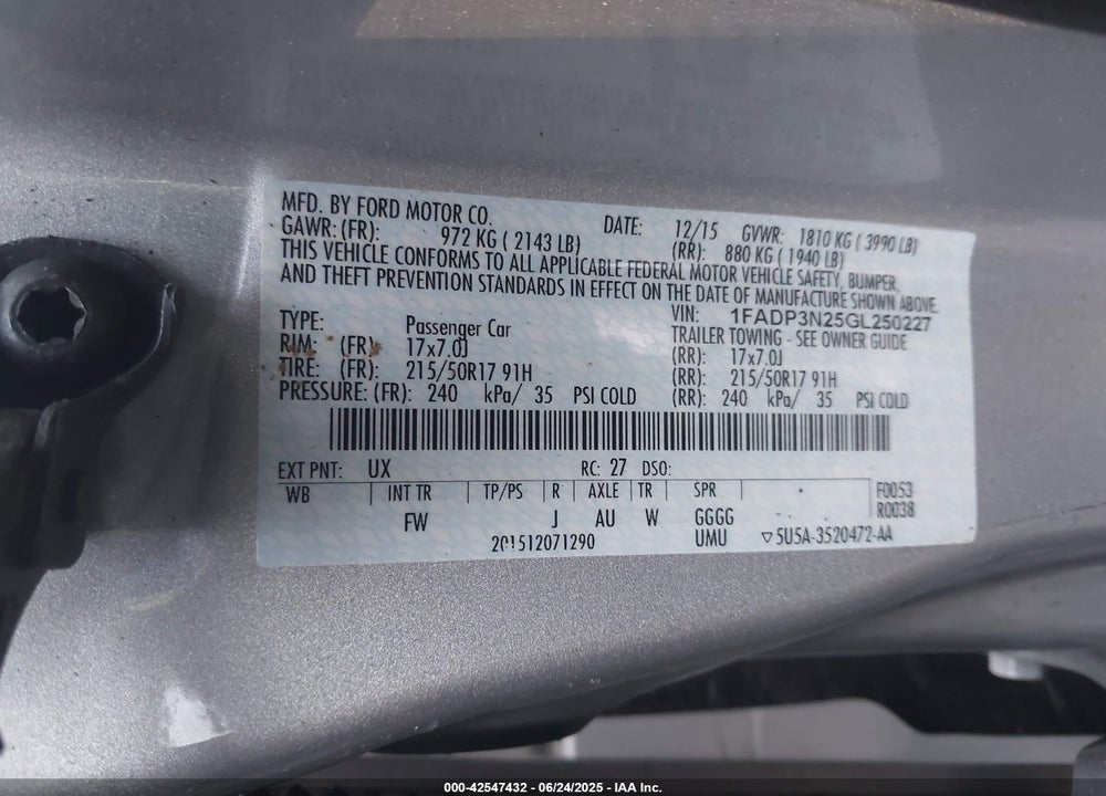 2016 FORD FOCUS VIN: 1FADP3N25GL250227