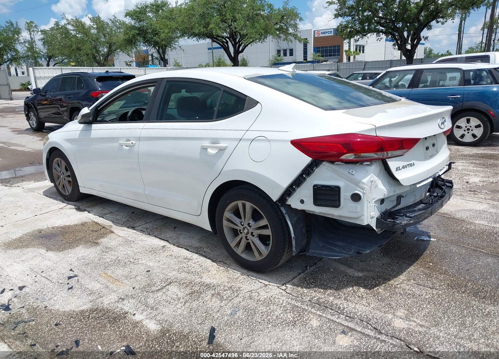 2017 HYUNDAI ELANTRA SE VIN: 5NPD84LF2HH212446