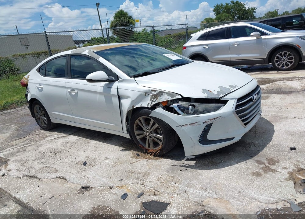 2017 HYUNDAI ELANTRA SE VIN: 5NPD84LF2HH212446