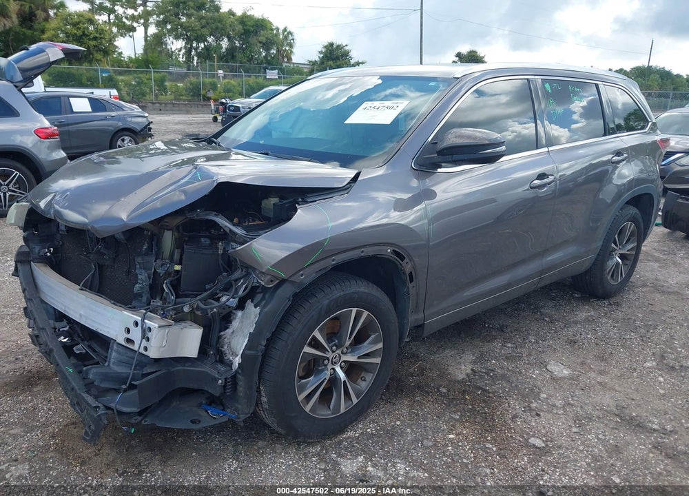 2016 TOYOTA HIGHLANDER XLE V6 VIN: 5TDKKRFH1GS146483