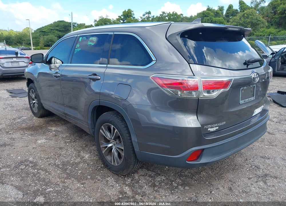 2016 TOYOTA HIGHLANDER XLE V6 VIN: 5TDKKRFH1GS146483