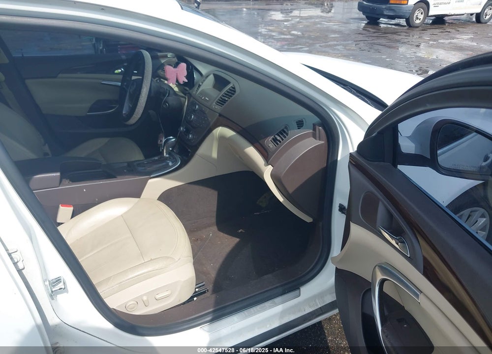 2011 BUICK REGAL VIN: W04GR5EC7B1092915