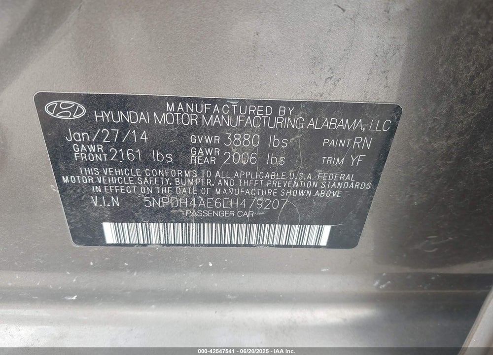 2014 HYUNDAI ELANTRA VIN: 5NPDH4AE6EH479207