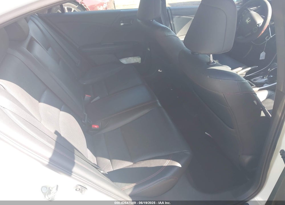 2017 HONDA ACCORD VIN: 1HGCR2F12HA233612