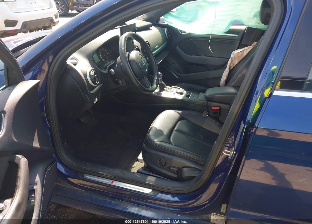 2016 AUDI A3 VIN: WAUJ8GFF8G1062636