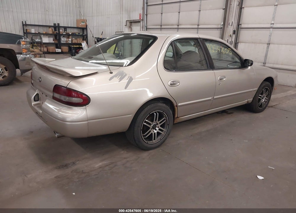 1997 NISSAN ALTIMA GLE/GXE/SE/XE VIN: 1N4BU31D8VC145945