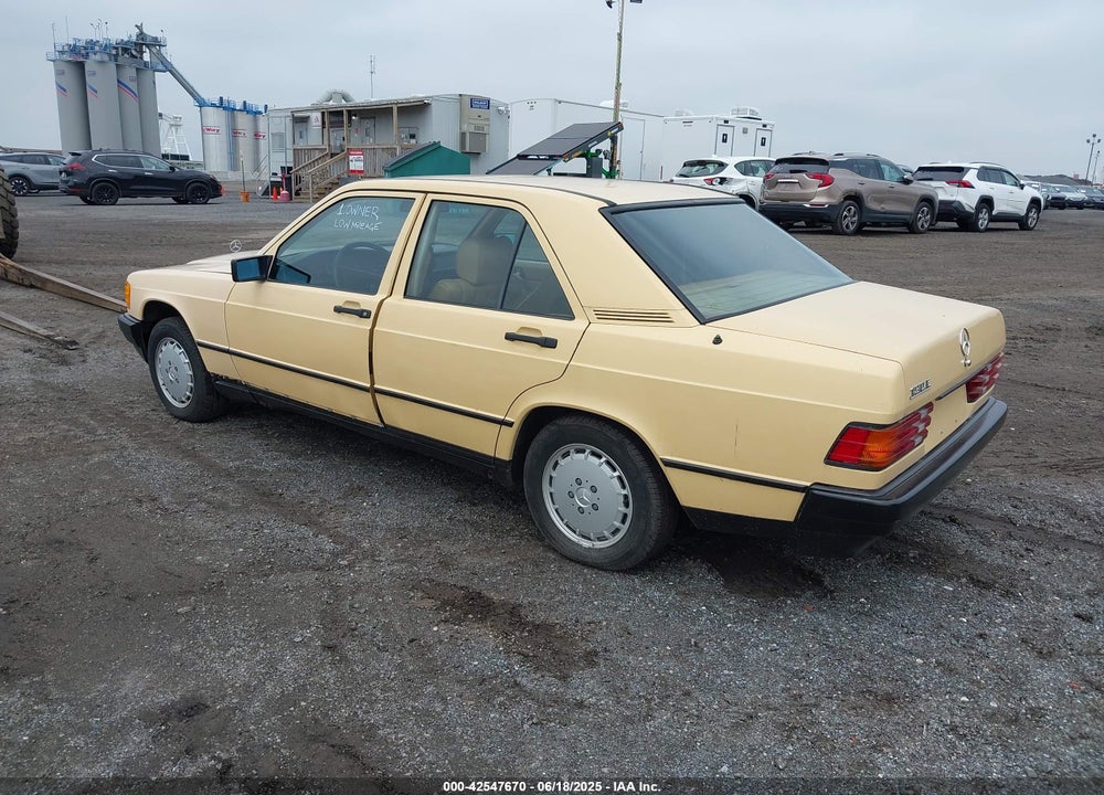 1984 MERCEDES-BENZ 190 E 2.3 VIN: WDBDA24A0EA121222