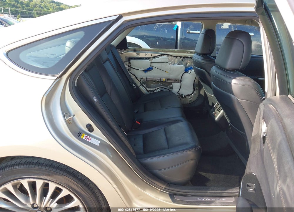 2016 TOYOTA AVALON VIN: 4T1BK1EB0GU230462
