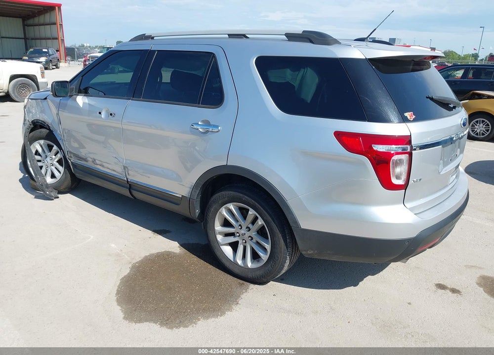 2012 FORD EXPLORER XLT VIN: 1FMHK7D82CGA90572