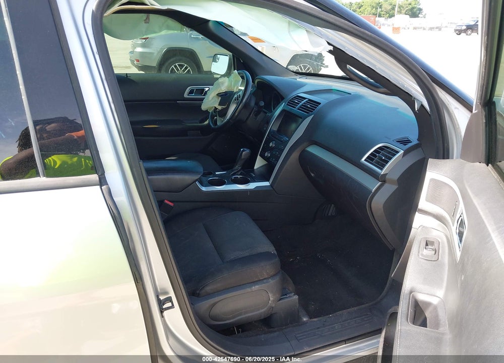 2012 FORD EXPLORER XLT VIN: 1FMHK7D82CGA90572