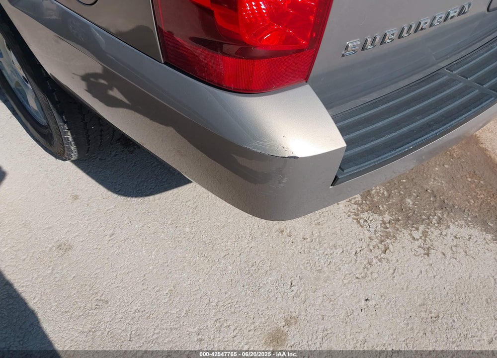 2007 CHEVROLET SUBURBAN 1500 LT VIN: 1GNFK16337R225005