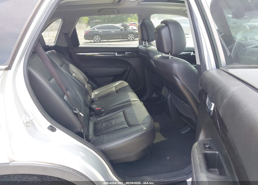 2013 KIA SORENTO EX V6 VIN: 5XYKU4A26DG411293