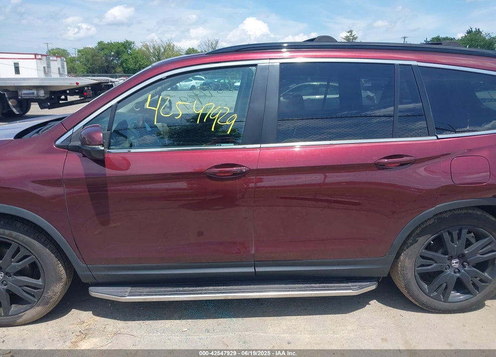 2022 HONDA PILOT VIN: 5FNYF6H25NB043073
