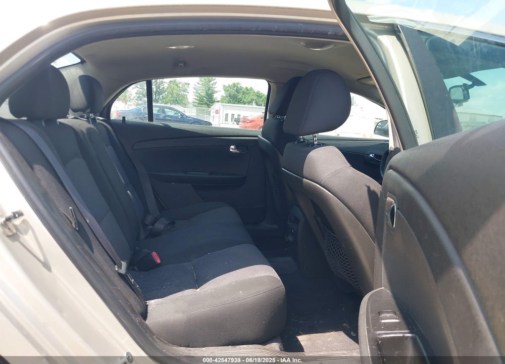 2011 CHEVROLET MALIBU VIN: 1G1ZC5E17BF240247