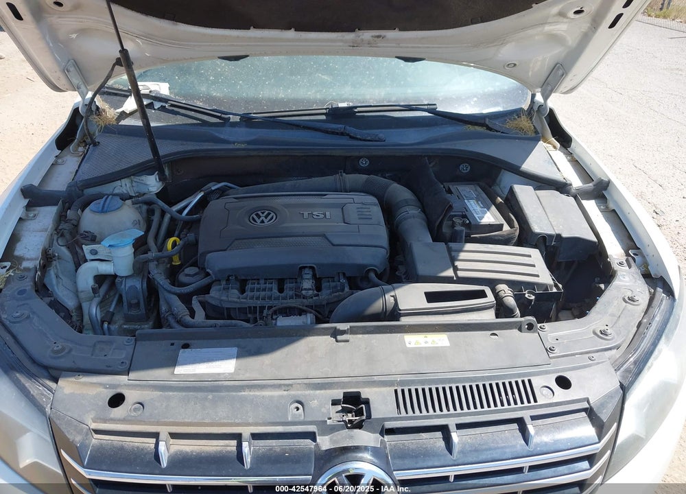 2014 VOLKSWAGEN PASSAT VIN: 1VWCT7A37EC116353