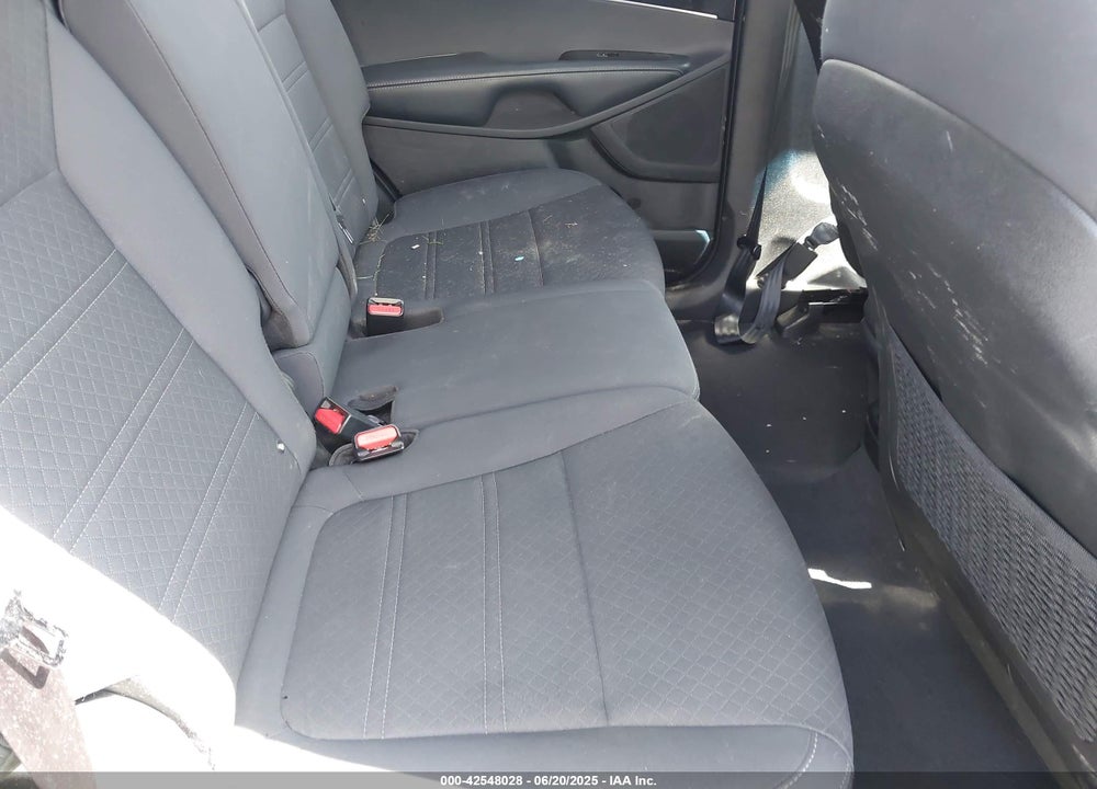 2017 KIA SORENTO VIN: 5XYPG4A33HG277001