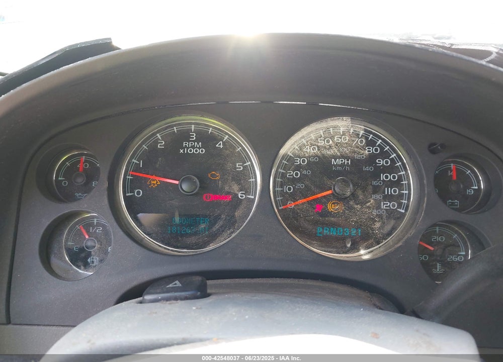 2007 CHEVROLET TAHOE VIN: 1GNFC13027R235130