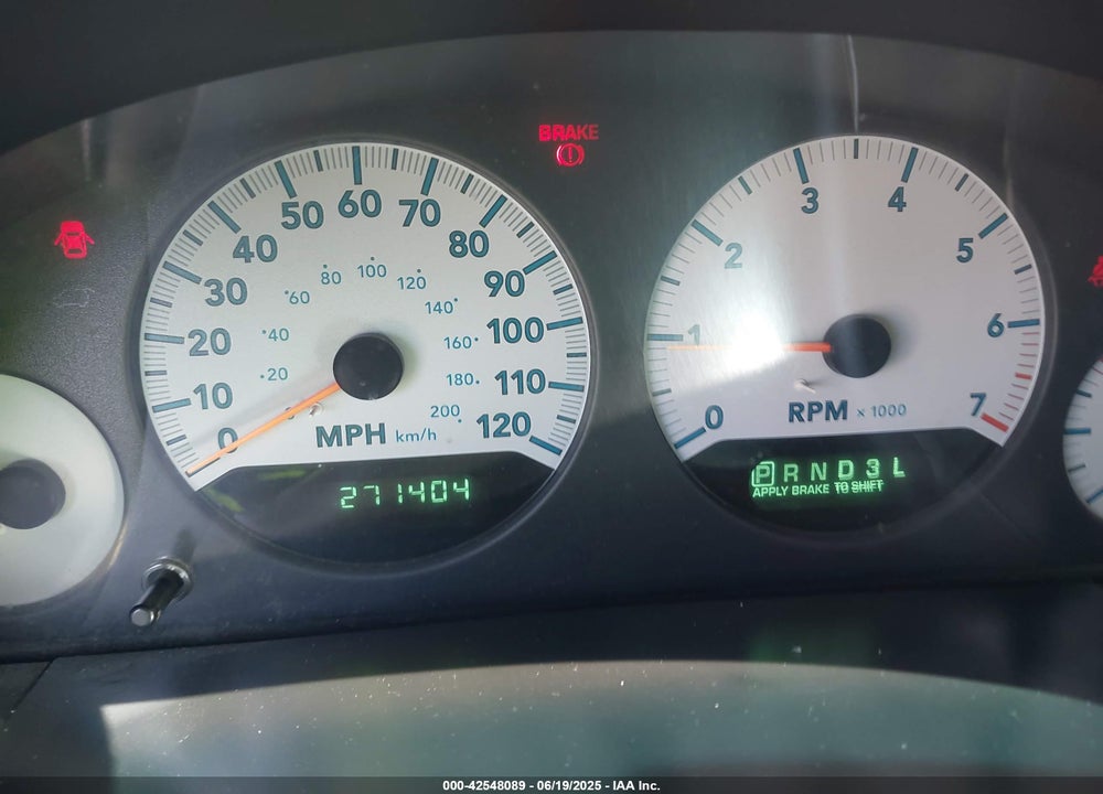2005 DODGE CARAVAN SXT VIN: 1D4GP45R25B284206