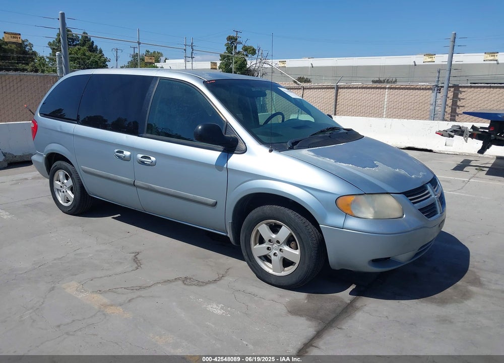 2005 DODGE CARAVAN SXT VIN: 1D4GP45R25B284206