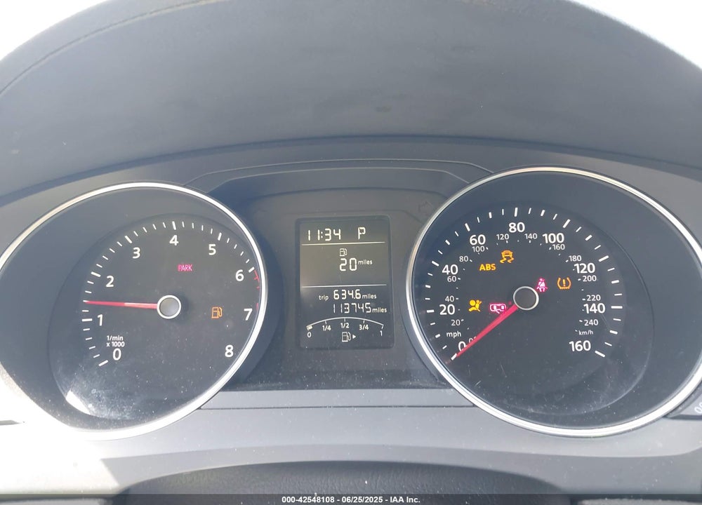 2018 VOLKSWAGEN JETTA VIN: 3VWDB7AJ1JM214647