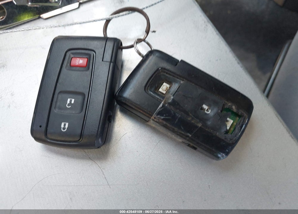2008 TOYOTA PRIUS VIN: JTDKB20U483412675
