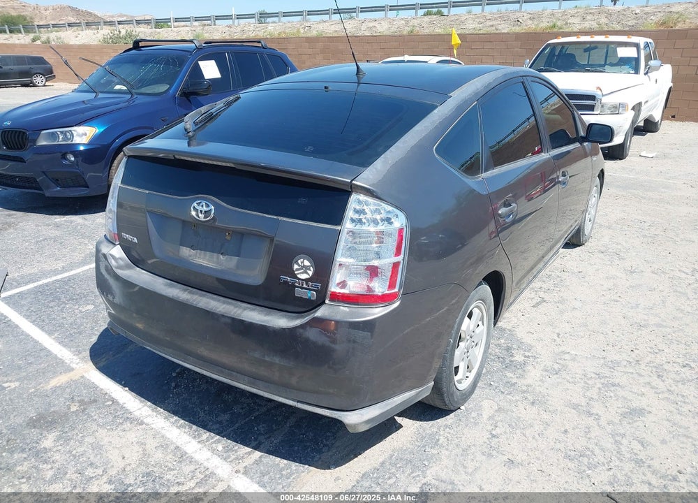 2008 TOYOTA PRIUS VIN: JTDKB20U483412675