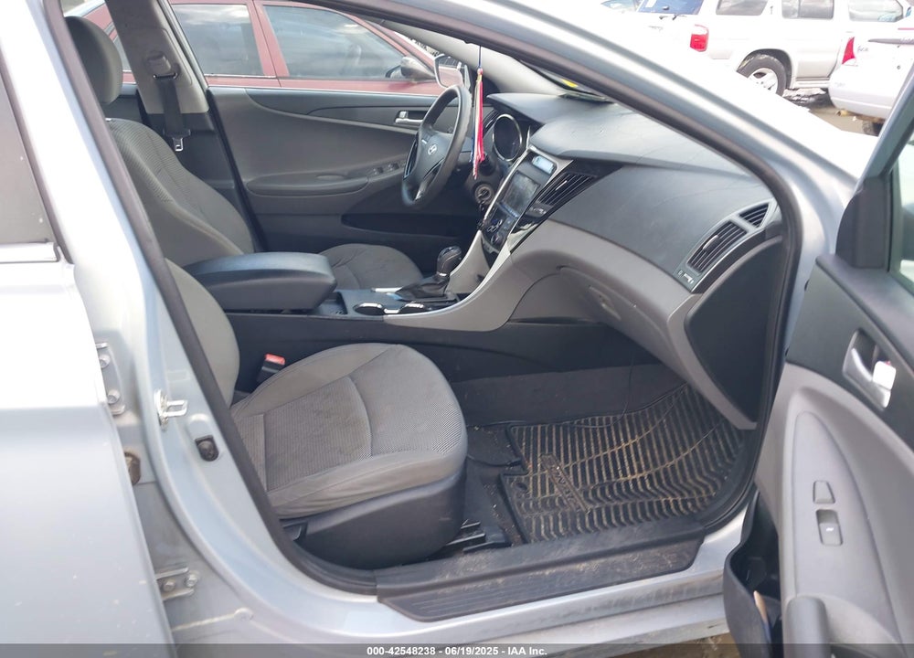 2012 HYUNDAI SONATA VIN: 5NPEB4ACXCH437866