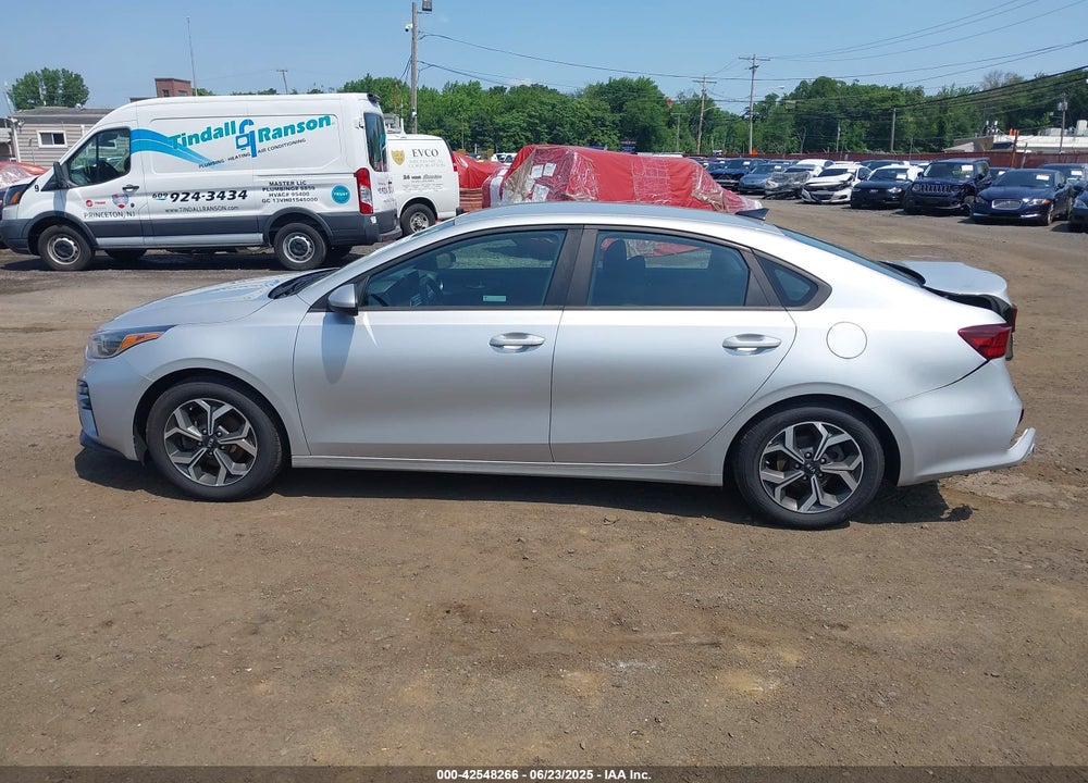 2019 KIA FORTE VIN: 3KPF24AD0KE074381
