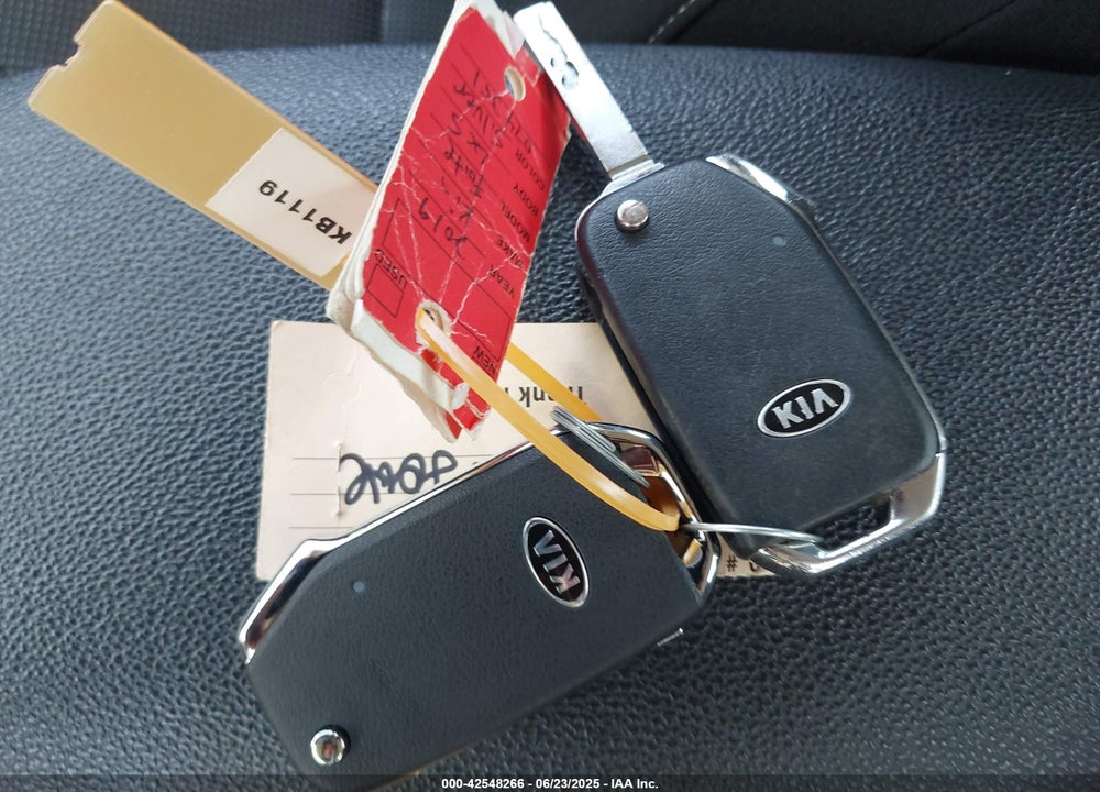 2019 KIA FORTE VIN: 3KPF24AD0KE074381