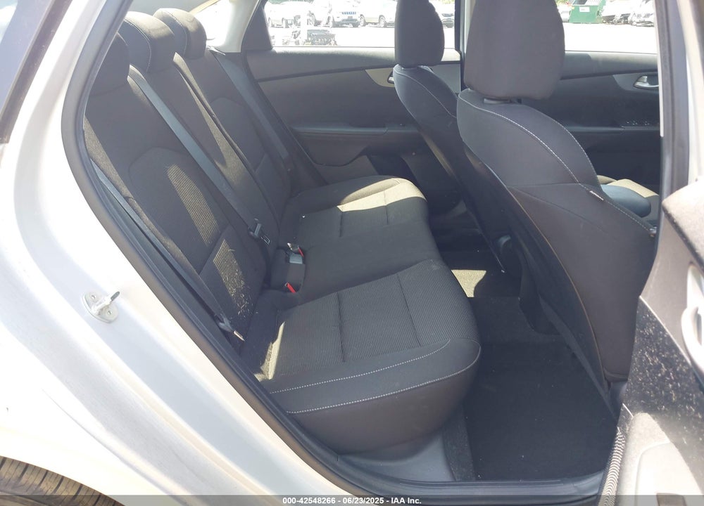 2019 KIA FORTE VIN: 3KPF24AD0KE074381
