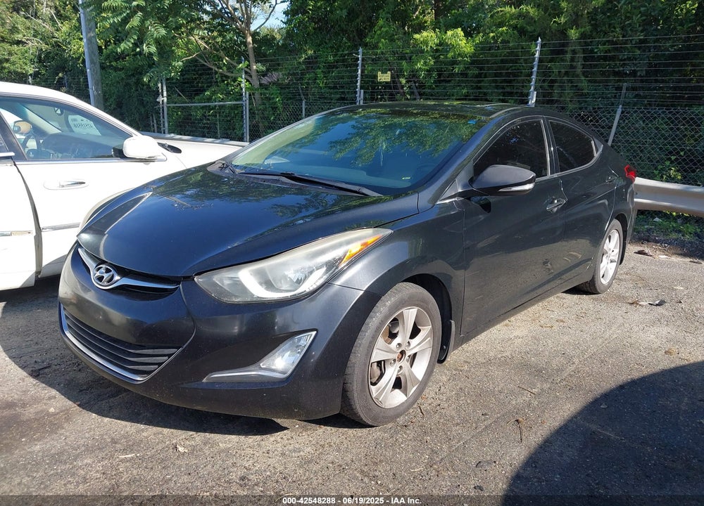 2016 HYUNDAI ELANTRA VIN: 5NPDH4AE3GH681408