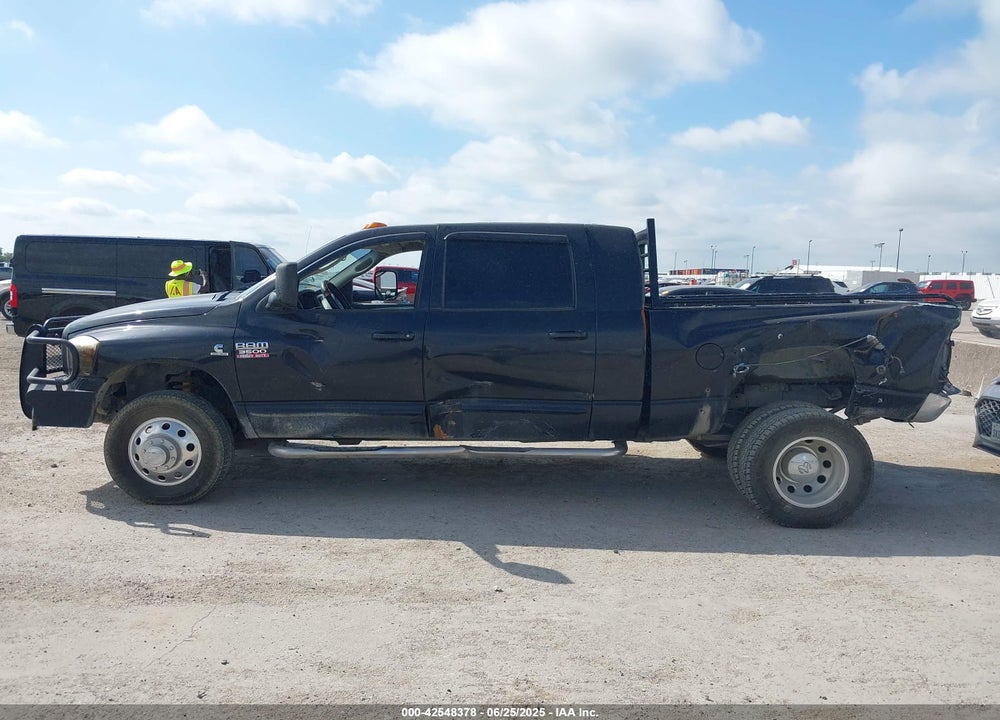 2007 DODGE RAM 3500 SLT VIN: 3D7MX49A07G814418