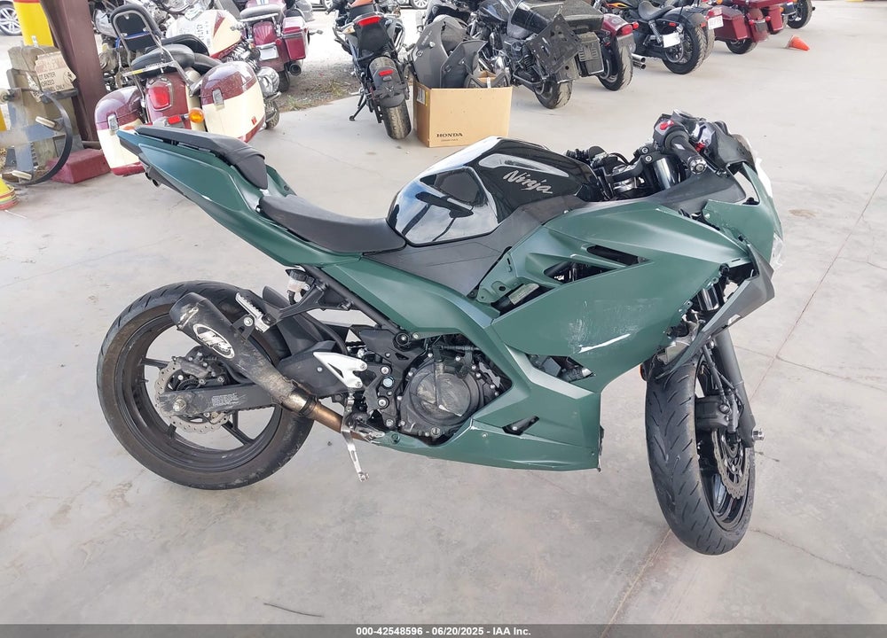 2018 KAWASAKI EX400 VIN: JKAEXKG14JDA06242