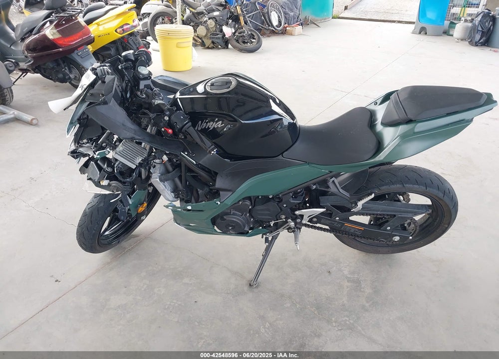 2018 KAWASAKI EX400 VIN: JKAEXKG14JDA06242