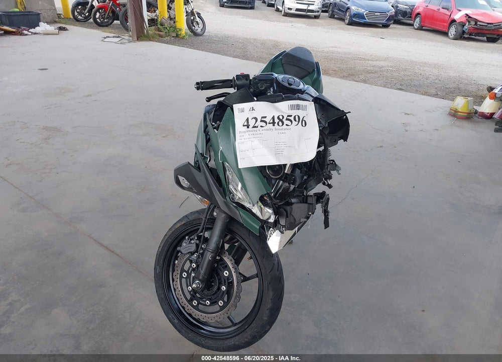 2018 KAWASAKI EX400 VIN: JKAEXKG14JDA06242