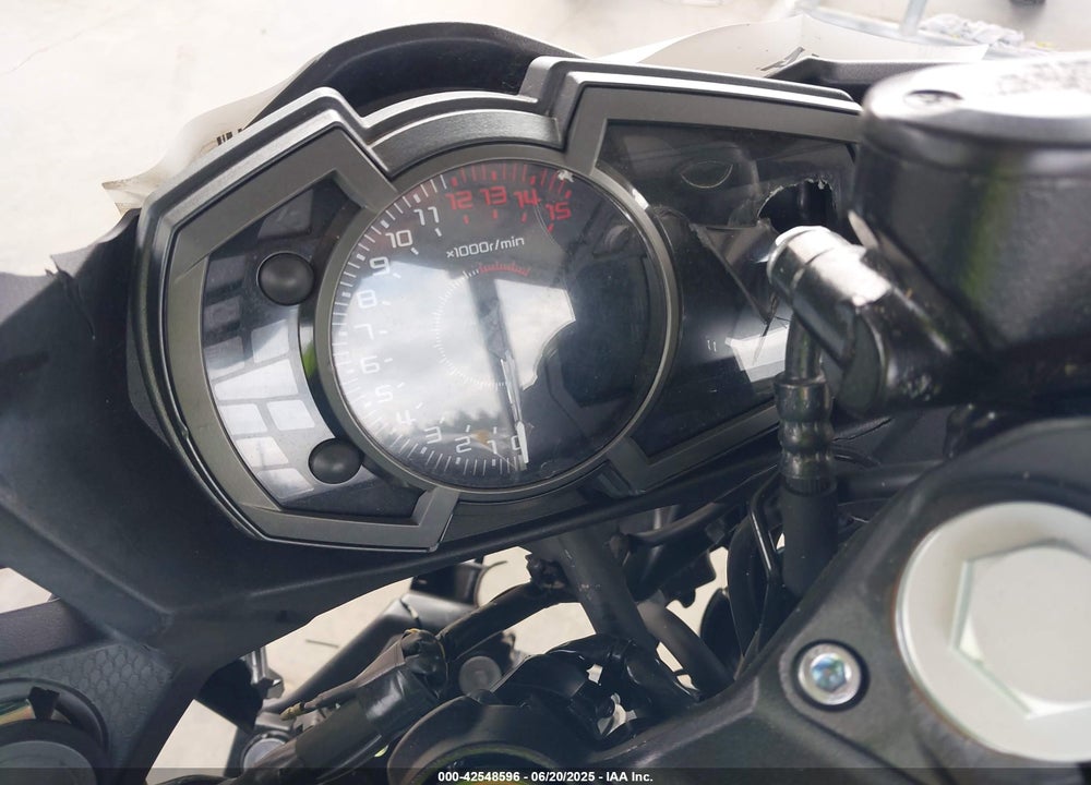 2018 KAWASAKI EX400 VIN: JKAEXKG14JDA06242