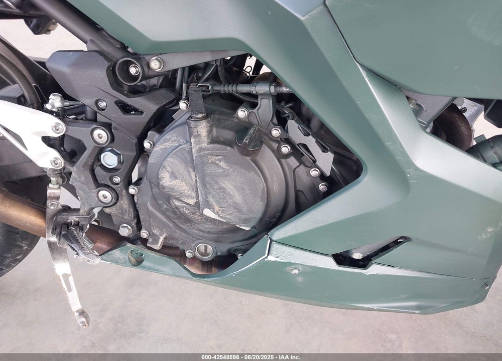 2018 KAWASAKI EX400 VIN: JKAEXKG14JDA06242