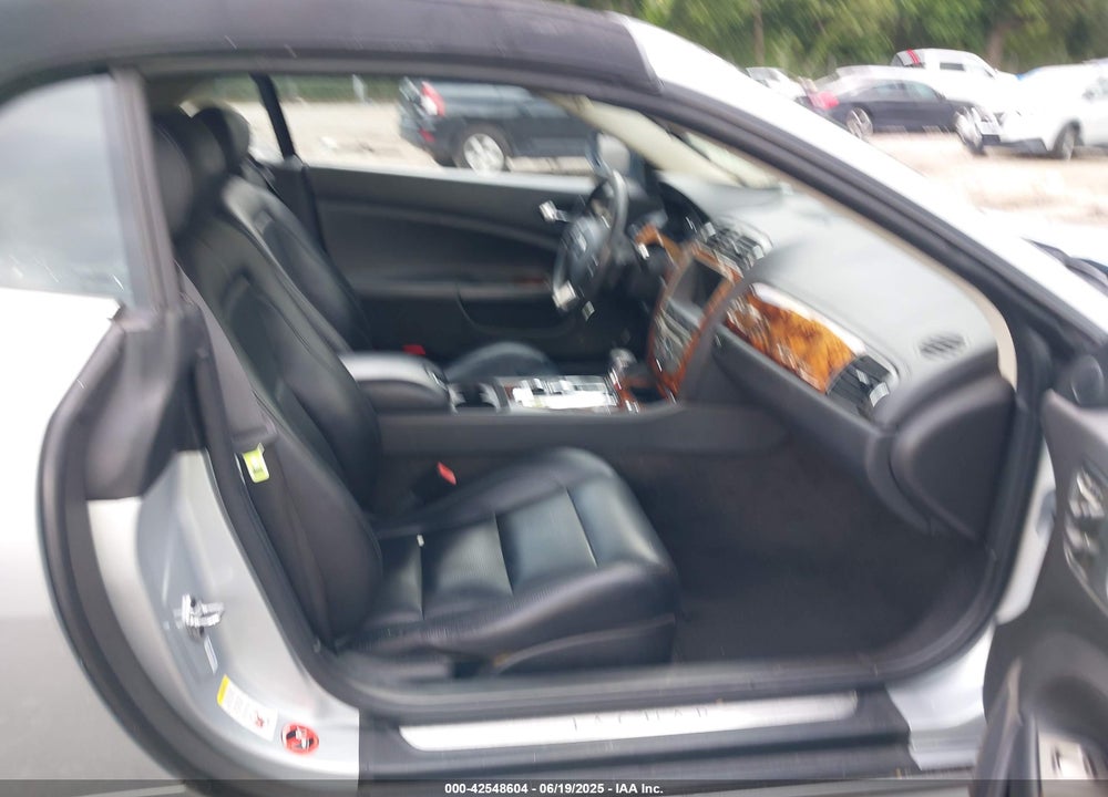 2009 JAGUAR XK VIN: SAJWA44B095B28186