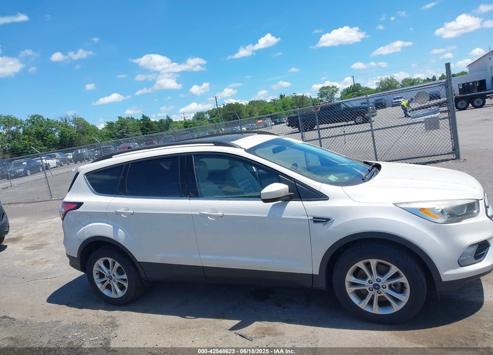 2018 FORD ESCAPE VIN: 1FMCU9HD9JUA87724