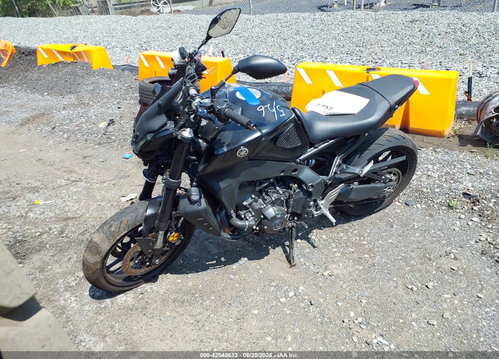 2021 YAMAHA MT09 VIN: JYARN71E6MA001239
