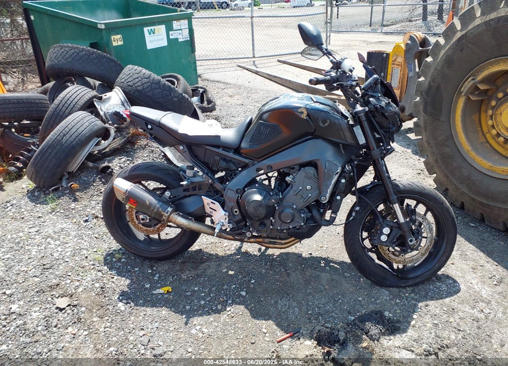 2021 YAMAHA MT09 VIN: JYARN71E6MA001239