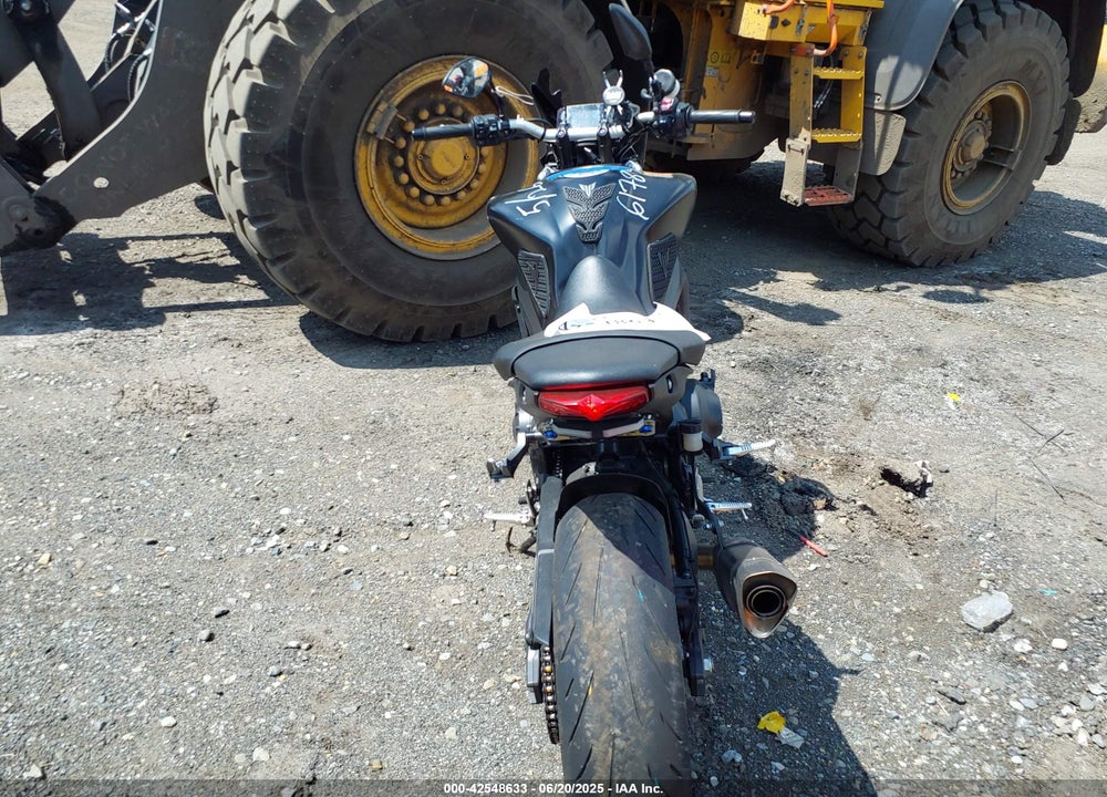 2021 YAMAHA MT09 VIN: JYARN71E6MA001239