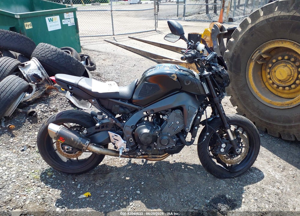 2021 YAMAHA MT09 VIN: JYARN71E6MA001239