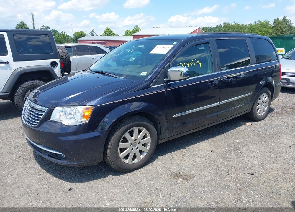 2011 CHRYSLER TOWN & COUNTRY VIN: 2A4RR8DG4BR609503