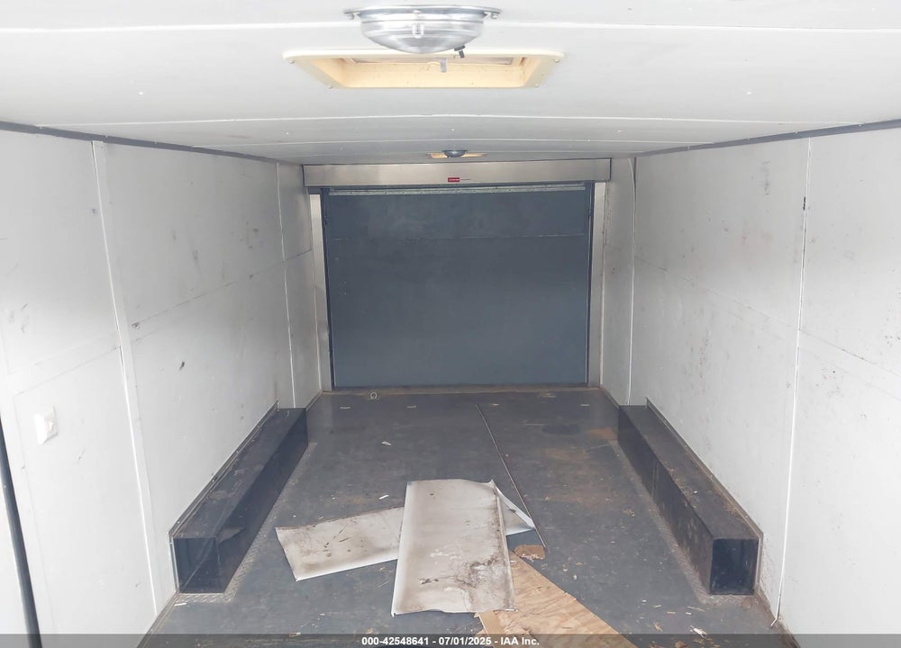 2001 PACE TANDEM AXLE CAR HAULER VIN: 4P2WB20231U026767