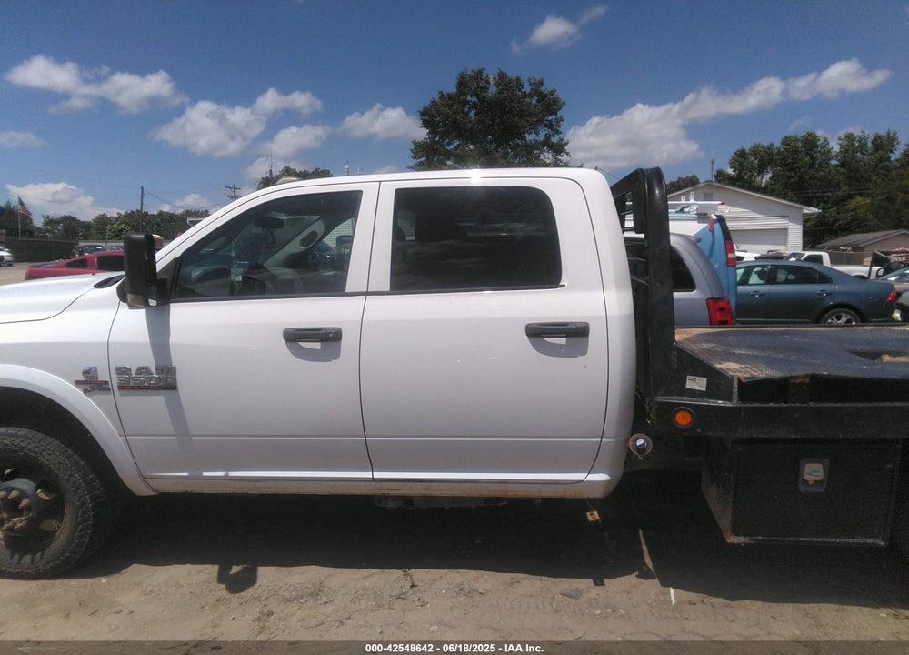 2017 RAM 3500 CHASSIS TRADESMAN/SLT/LAIE VIN: 3C7WRTCL7HG623908