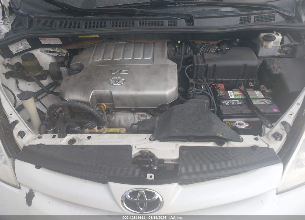 2008 TOYOTA SIENNA XLE VIN: 5TDZK22C88S210181