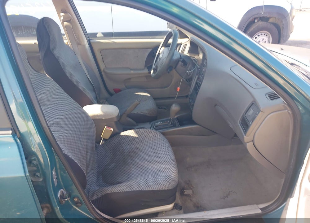 2006 HYUNDAI ELANTRA VIN: KMHDN46D76U358424