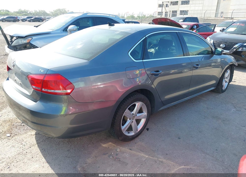 2014 VOLKSWAGEN PASSAT VIN: 1VWAS7A37EC044810